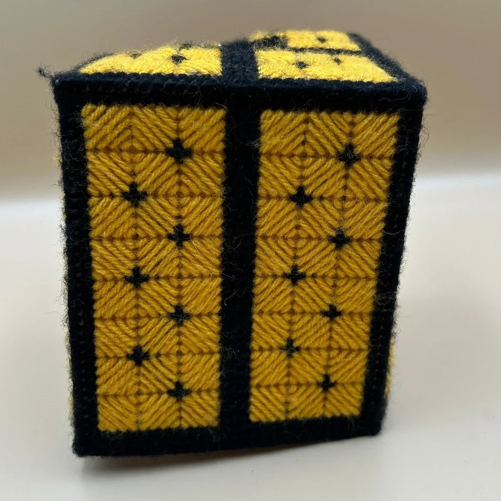 Handmade Plastic Canvas Tissue Box Cover Yellow Black Geometric Boutique Square